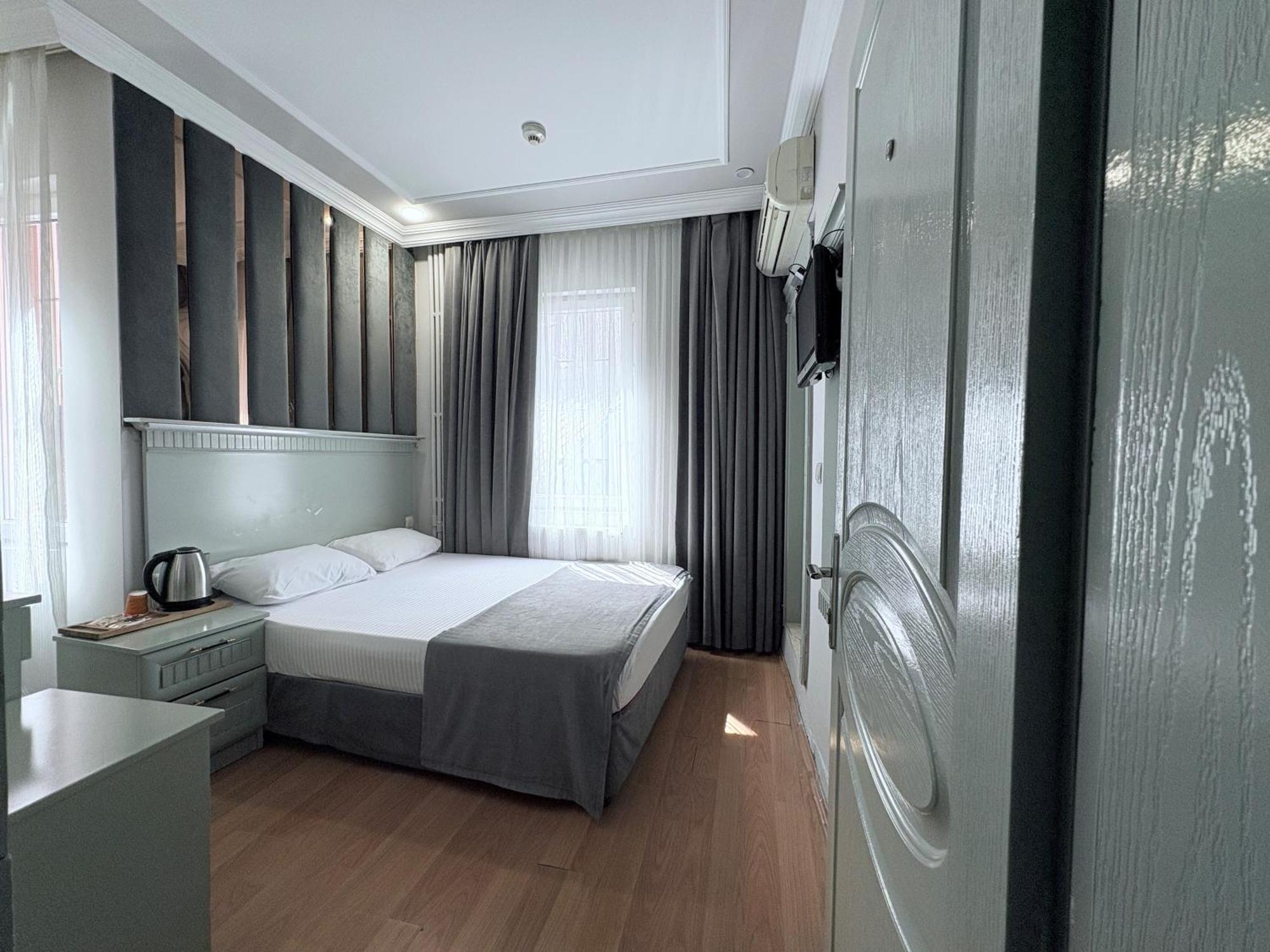 Grand Hurriyet Hotel Istanbul Bagian luar foto